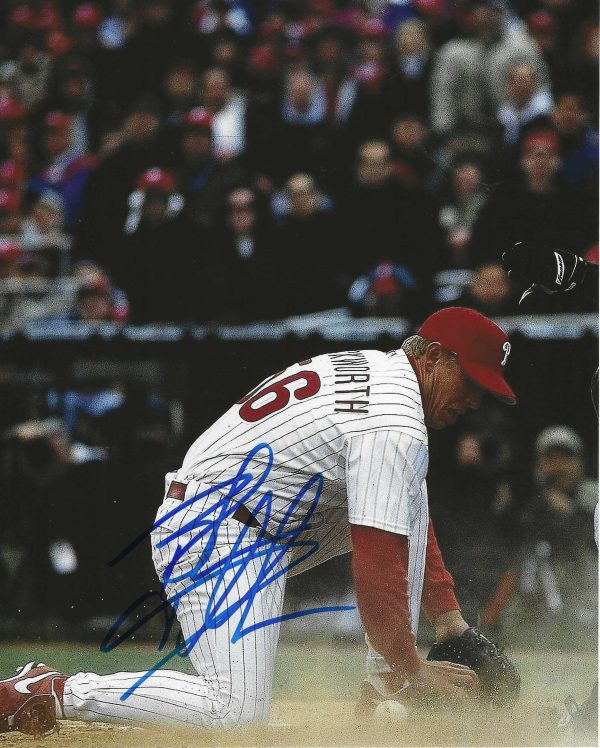 AUTOGRAPHED Brandon Duckworth 8x10 Philadelphia Phillies Photo
