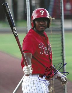AUTOGRAPHED MARCUS LEE SANG 8x10 Philadelphia Phillies Photo