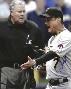 Autographed JOHN RUSSELL 8X10 Pittsburgh Pirates Photo