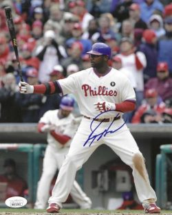 AUTOGRAPHED RYAN HOWARD 8X10 Philadelphia Phillies Photo JSA