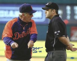 AUTOGRAPHED JIM LEYLAND "HOF 24" 8X10 Detroit Tigers Photo
