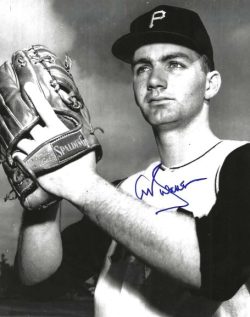 AUTOGRAPHED ART SWANSON 8x10 Pittsburgh Pirates Photo