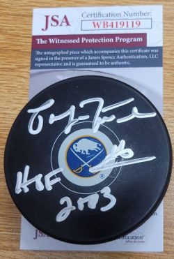 Autographed PAT LAFONTAINE "HOF 2003" Buffalo Sabres Hockey Puck JSA Witness