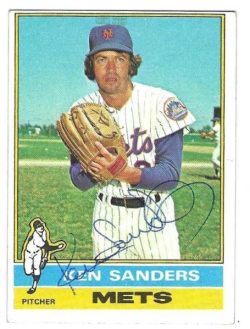 Autographed KEN SANDERS New York Mets 1976 Topps Card