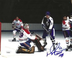 Autographed DARRYL SITTLER "HHOF 1989" 8X10 Toronto Maple Leafs Photo JSA