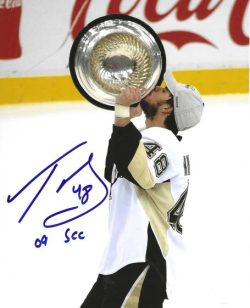 Autographed TYLER KENNEDY "09 SCC"  8x10 Pittsburgh Penguins Photo
