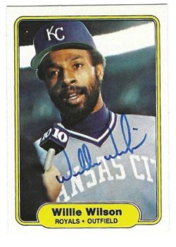 Autographed Willie Wilson Kansas City Royals 1982 Fleer Card