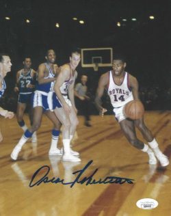 Autographed OSCAR ROBERTSON 8X10 CINCINNATI ROYALS photo JSA