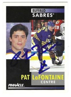 Autographed PAT LAFONTAINE Buffalo Sabres 1991-92 Pinnacle card #25