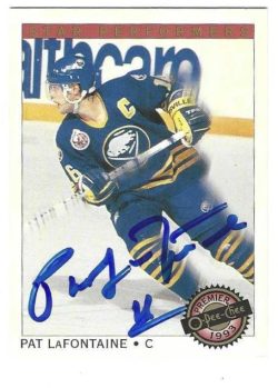 Autographed PAT LAFONTAINE Buffalo Sabres 1992-93 O-Pee-Chee Premier card #17
