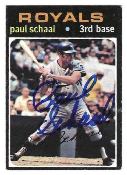Autographed PAUL SCHAAL Kansas City Royals 1971 Topps Card