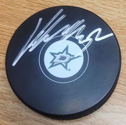 Autographed KARI LEHTONEN Dallas Stars Hockey Puck