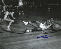 Autographed MARQUES HAYNES  8X10 HARLEM GLOBTROTTERS photo