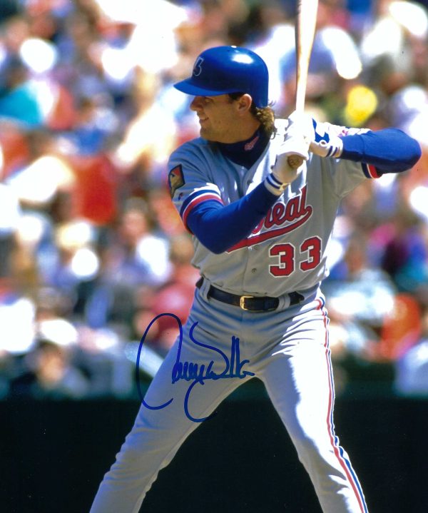 AUTOGRAPHED  Larry Walker 8x10 Montreal Expos Photo