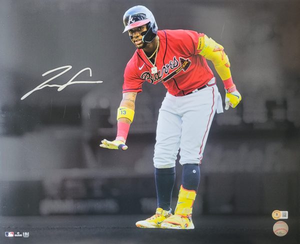 AUTOGRAPHED RONALD ACUNA 16X20 Atlanta Braves photo Beckett