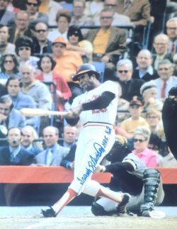 Autographed FRANK ROBINSON 11x14 Baltimore Orioles photo JSA