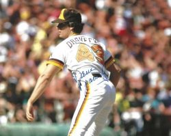 AUTOGRAPHED DAVE DRAVECKY 8x10 San Diego Padres photo