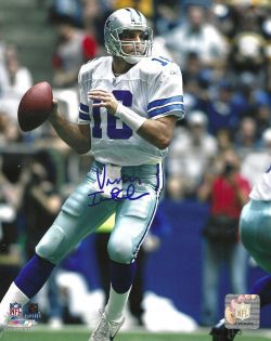 Autographed VINNY TESTAVERDE 8X10 Dallas Cowboys photo