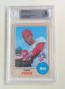 Autographed 1968 Topps Tony Perez Cincinnati Reds #130 Beckett Slabbed