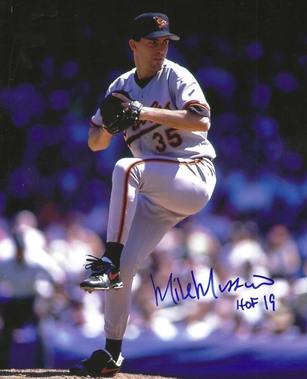 AUTOGRAPHED MIKE MUSSINA "HOF 19" 8X10 Baltimore Orioles photo