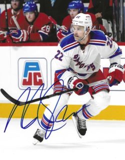 Autographed  DAN BOYLE 8X10 New York Rangers Photo