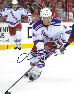Autographed DEREK DORSETT 8X10 New York Rangers Photo