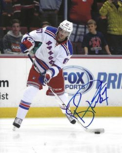 Autographed BENOIT POULIOT  8X10 New York Rangers Photo