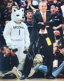 AUTOGRAPHED JIM CLAHOUN 16x20 UCONN photo