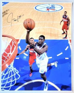 Autographed JRUE HOLIDAY Philadelphia 76ers 16x20 Photo