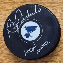 Autographed BERNIE FEDERKO "HOF 2002" St. Louis Blues Hockey Puck