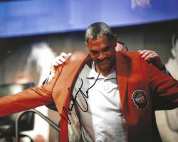 Autographed MAURICE CHEEKS 8X10 Philadelphia 76ers photo