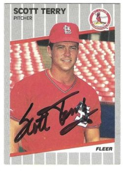 Autographed SCOTT TERRY St. Louis Cardinals 1989 Fleer Card