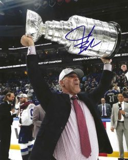 Autographed JARED BEDNAR 8x10 Colorado Avalanche Photo