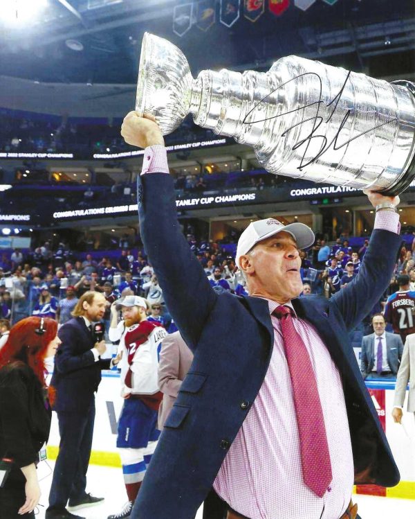 Autographed JARED BEDNAR 8x10 Colorado Avalanche Photo