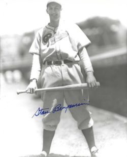 AUTOGRAPHED STAN BENJAMIN 8x10 Philadelphia Phillies Photo
