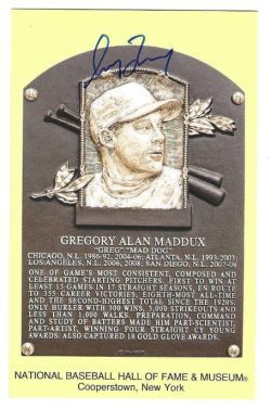 Autographed GREG MADDUX Hall of Fame HOF Gold Plaque Post Card Beckett