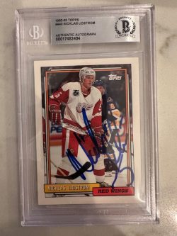 Signed Nicklas Lidstrom Detroit Red Wings 1992-93 Topps Rookie card #440 BAS Beckett Slabbed