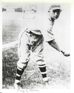 AUTOGRAPHED RAY MOSS 8X10 Brooklyn Dodgers photo