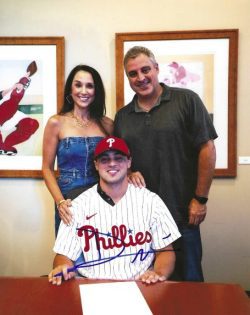 AUTOGRAPHED DANTE NORI Philadelphia Phillies 8x10 Photo