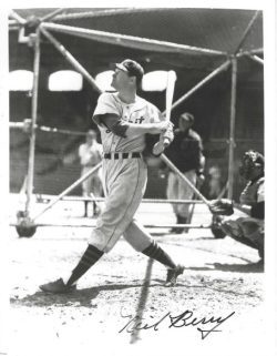 AUTOGRAPHED NEIL BERRY 8x10 Detroit Tigers Photo