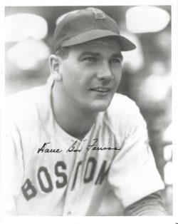 AUTOGRAPHED DAVE BOO FERRISS 8X10 Boston Red Sox photo