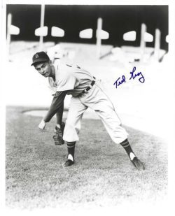 AUTOGRAPHED TED GRAY 8x10 Detroit Tigers Photo