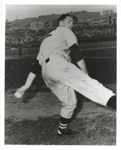 AUTOGRAPHED EARL JOHNSON 8X10 Boston Red Sox photo