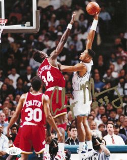 Autographed ALONZO MOURNING 8x10 Charlotte Hornets Photo JSA