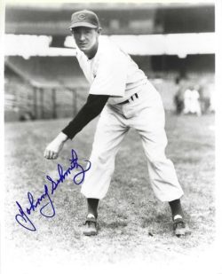 AUTOGRAPHED JOHNNY SCHMITZ 8X10 Chicago Cubs Photo