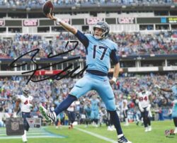 Autographed Ryan Tannehill Tennessee Titans 8x10 Photo w/Fanatics COA