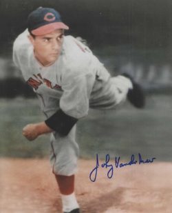 AUTOGRAPHED  JOHNNY VANDER MEER 8X10 Cincinnati Reds Photo