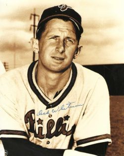 AUTOGRAPHED DICK WHITMAN 8X10 Philadelphia Phillies Photo