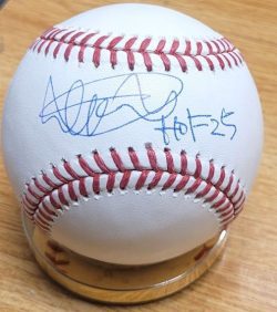 Autographed ICHIRO SUZUKI "HOF 25" Official Rawlings Major League Baseball with Beckett Witness Hologram