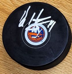AUTOGRAPHED BO HORVAT New York Islanders Hockey Puck